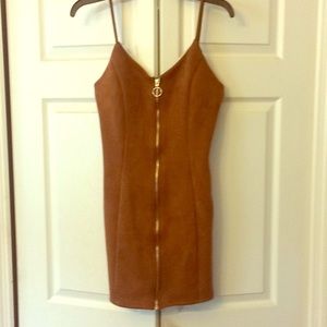 Very cute zip up dress